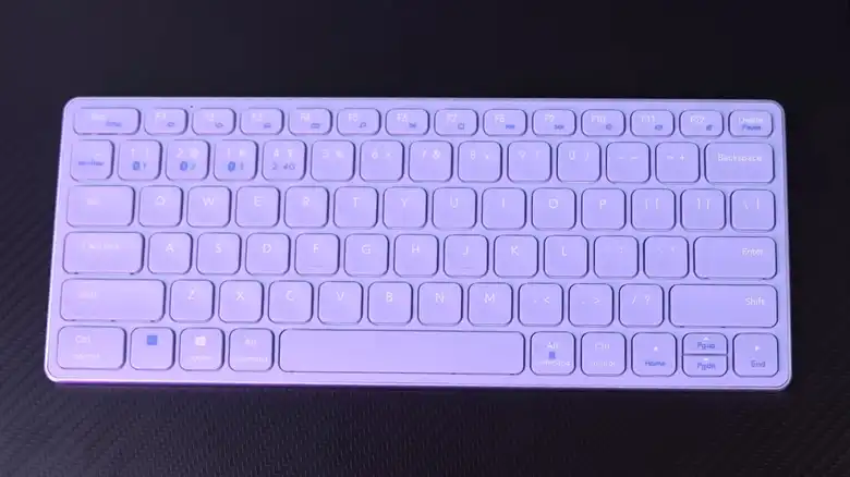 How to Tell if Caps Lock Is on Logitech Wireless Keyboard